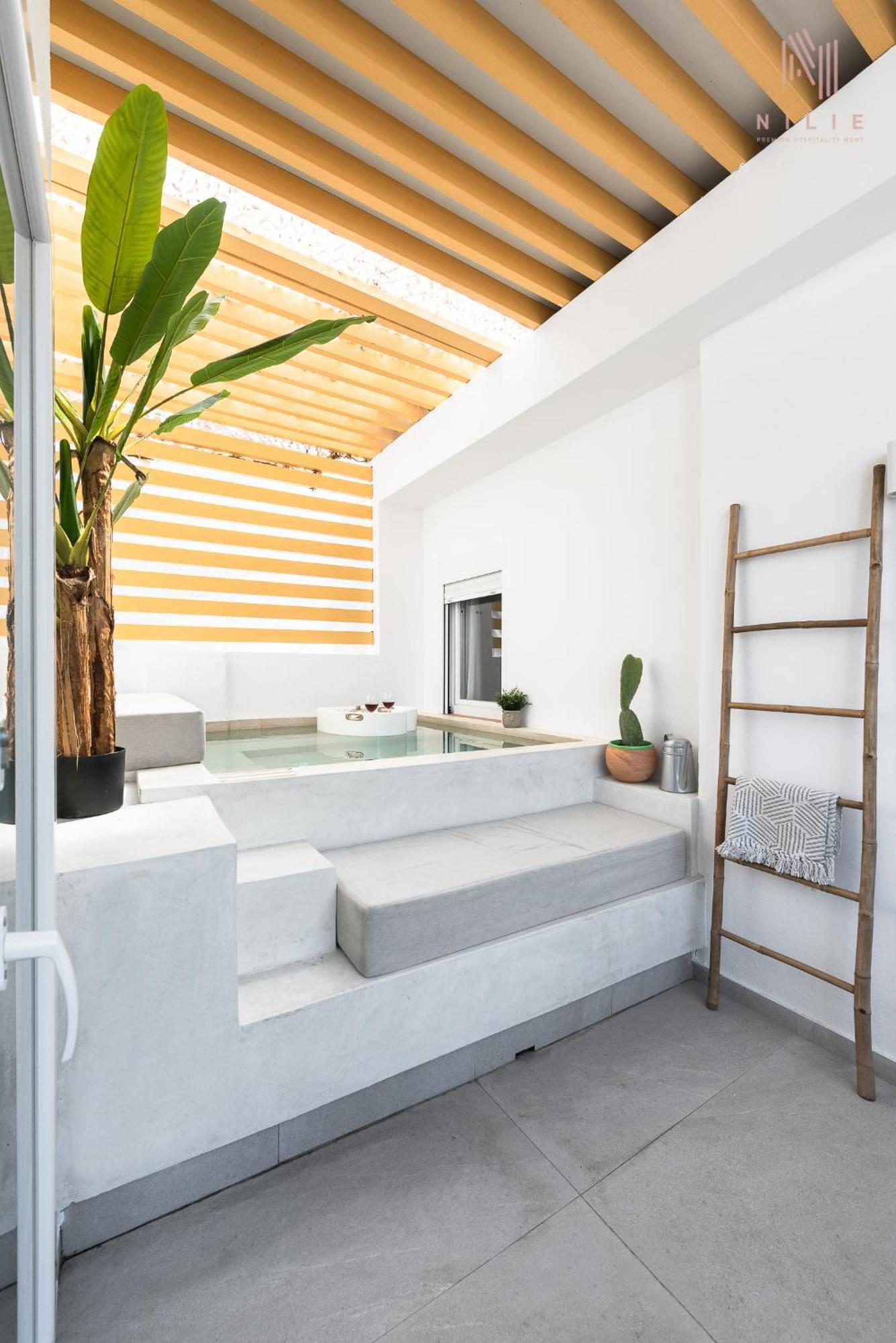 Skyhigh, Nilie Hospitality Mgmt Apartment Thessaloníki Luaran gambar
